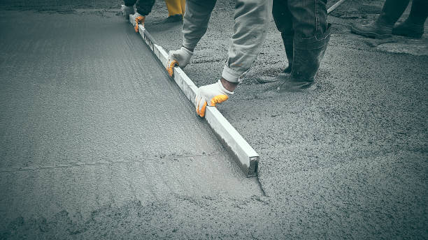 Best Decorative Concrete Services  in South Milwaukee, WI